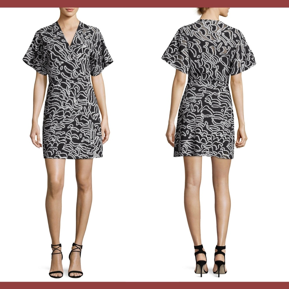 NWT‎ $498 DVF DIANE VON FURSTENBERG V-neck Flare Mini Dress [SZ 6 ]